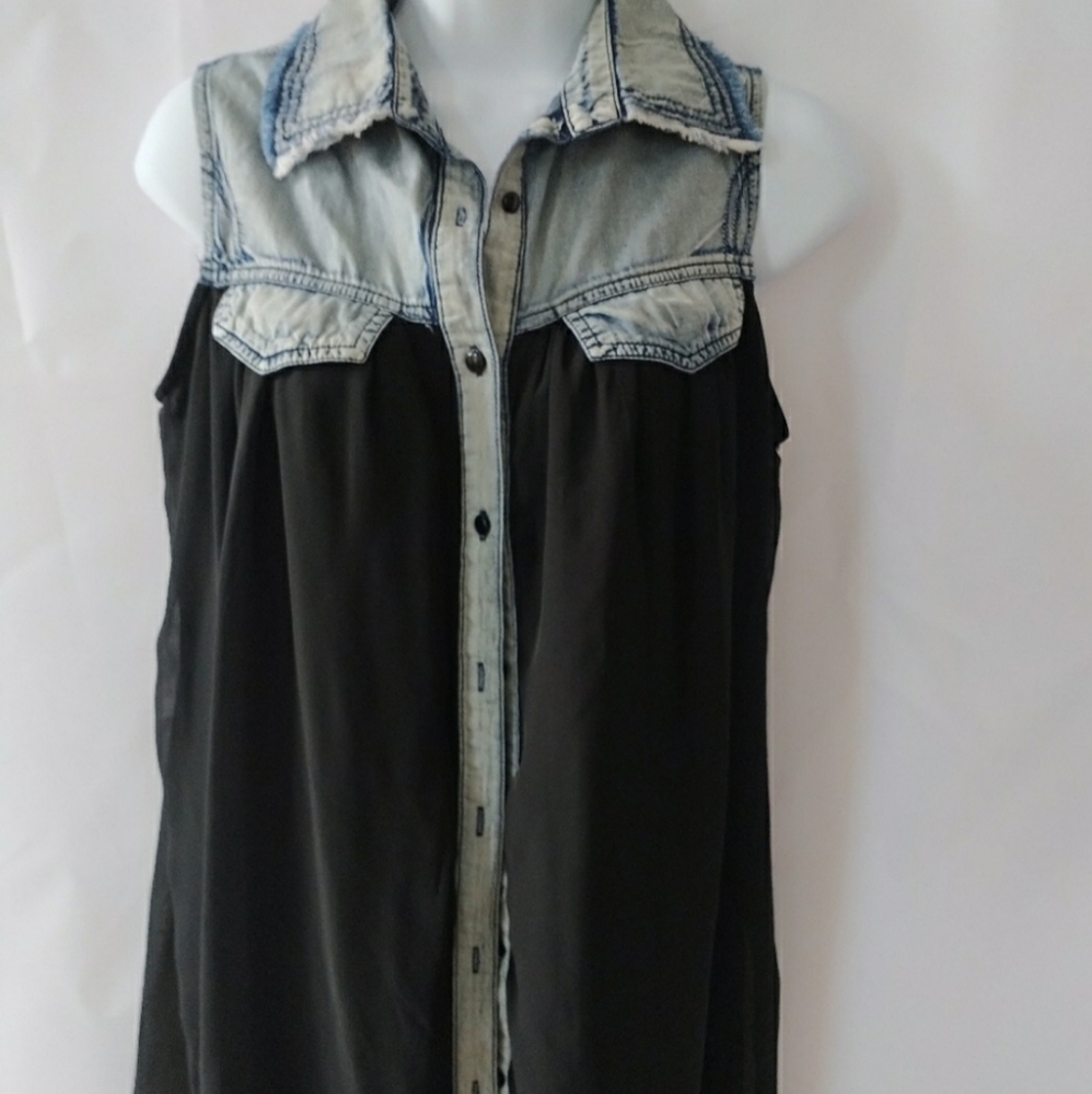 Red Tulips  Denim Trimmed Tunic